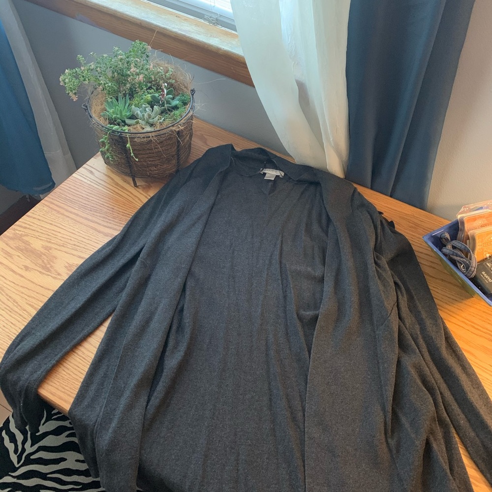 Small Medium-Weight Gray Loft Cardigan